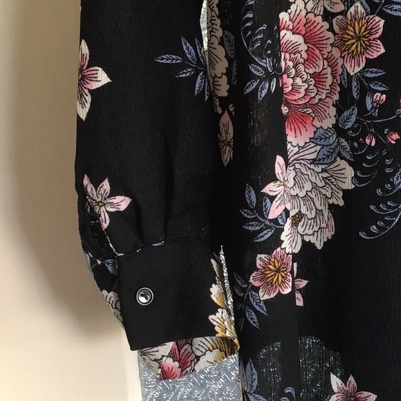 Dark Floral Blouse Kimono Jacket - Picture 4 of 6